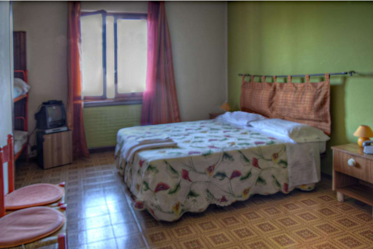 Albergo Rifugio Montecucco Piampaludo Exteriör bild