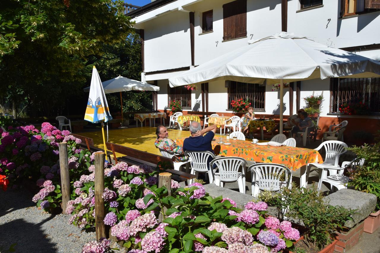 Albergo Rifugio Montecucco Piampaludo Exteriör bild